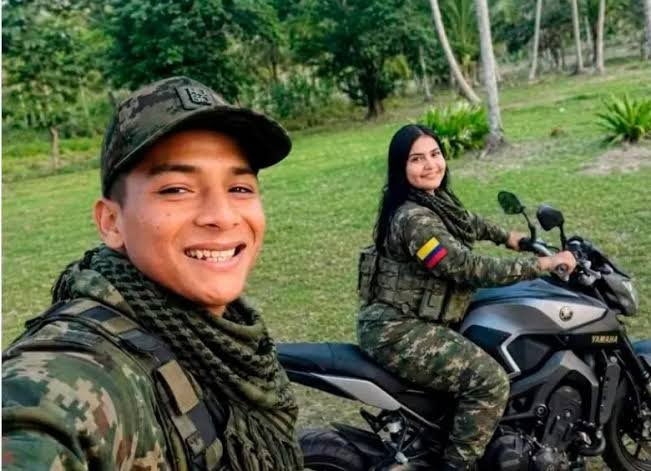 Los lujos que se daba alias Bendito menor:motos, lanchas, parrandas, joyas y fajos de dinero